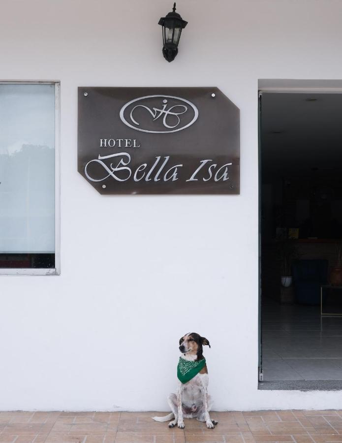 Hotel Bella Isa La Dorada Exterior foto